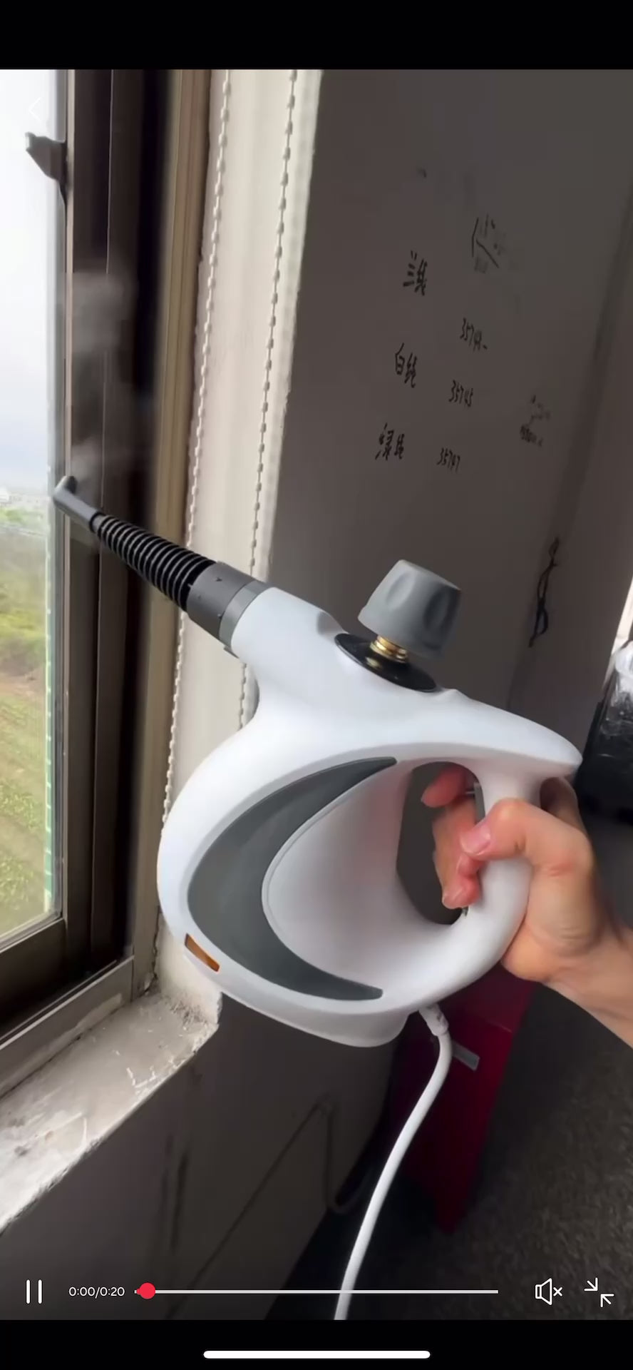 High-Pressure Steam Cleaner – 1050W